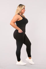 High Waist Rib Knit Leggings With Side Pockets - Black